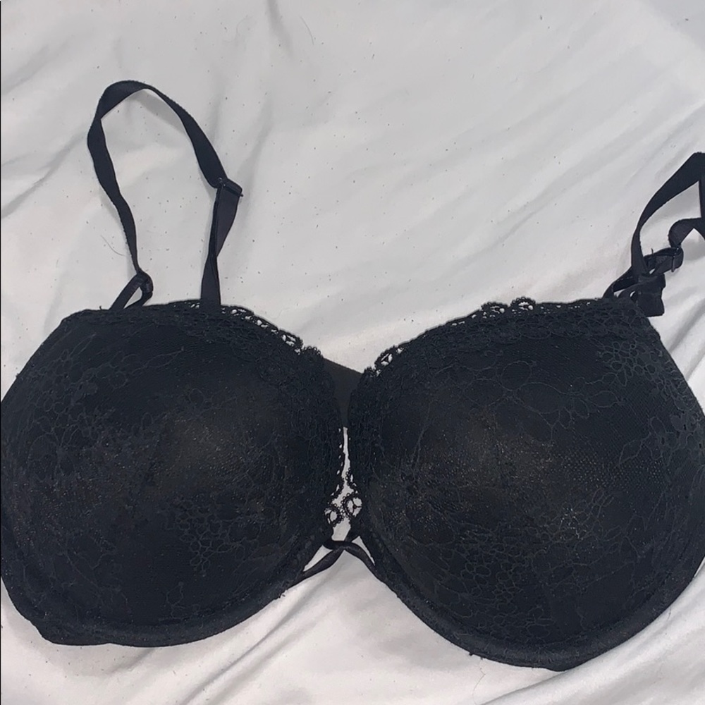 Victoria’s Secret Black Bombshell 36C Pushup Bra